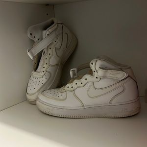 Air Force 1 mid